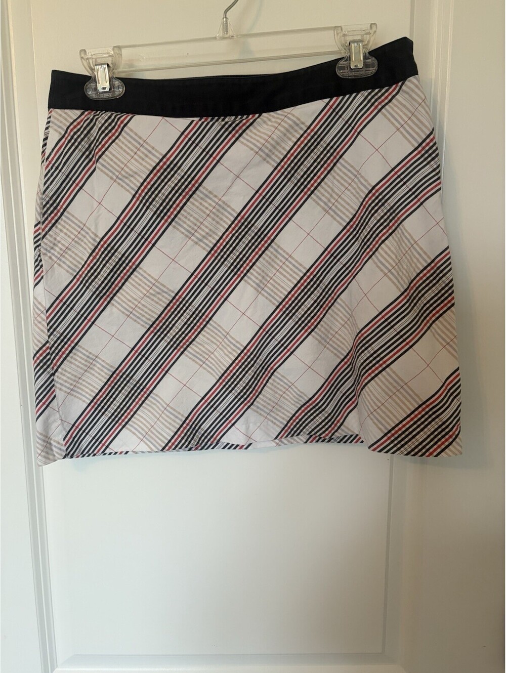 Greg Norman Womens Golf Skort White Black Plaid Size 6 Athletic